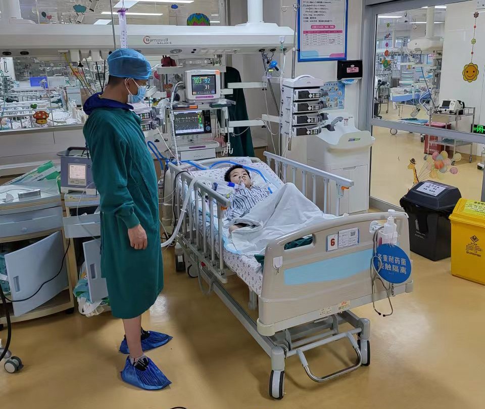 宁海县跨省救护车出租公司